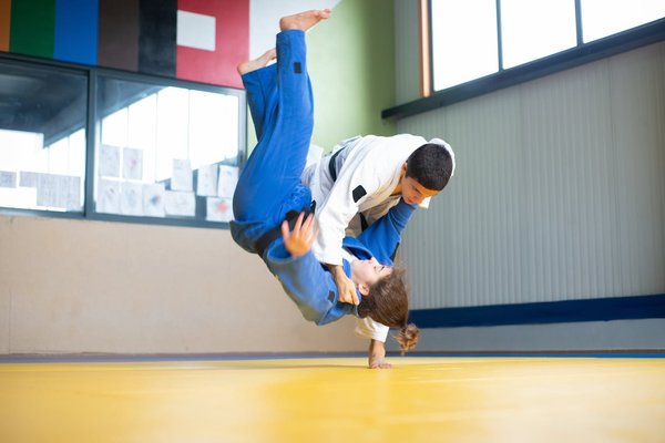 Comment choisir son judogi : guide d'achat