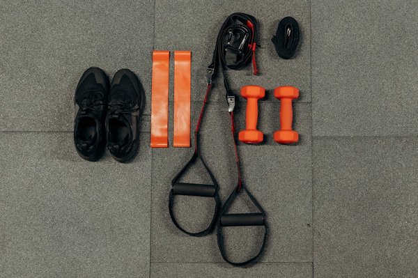 Comparatif : Équipements de fitness professionnels vs domestiques